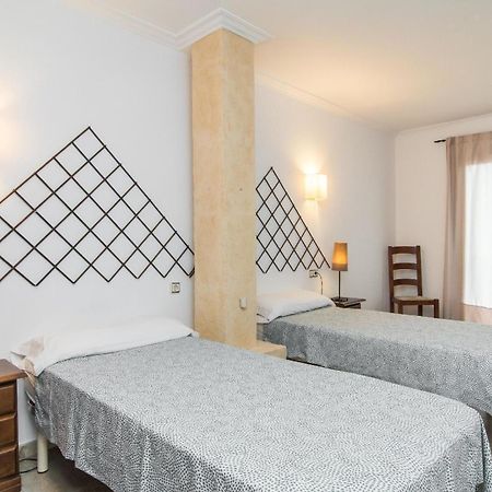 Ferienhaus Fuer 12 Personen Ca 400 M In Son Macia, Balearen Mallorca Экстерьер фото