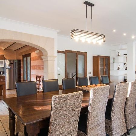 Ferienhaus Fuer 12 Personen Ca 400 M In Son Macia, Balearen Mallorca Экстерьер фото