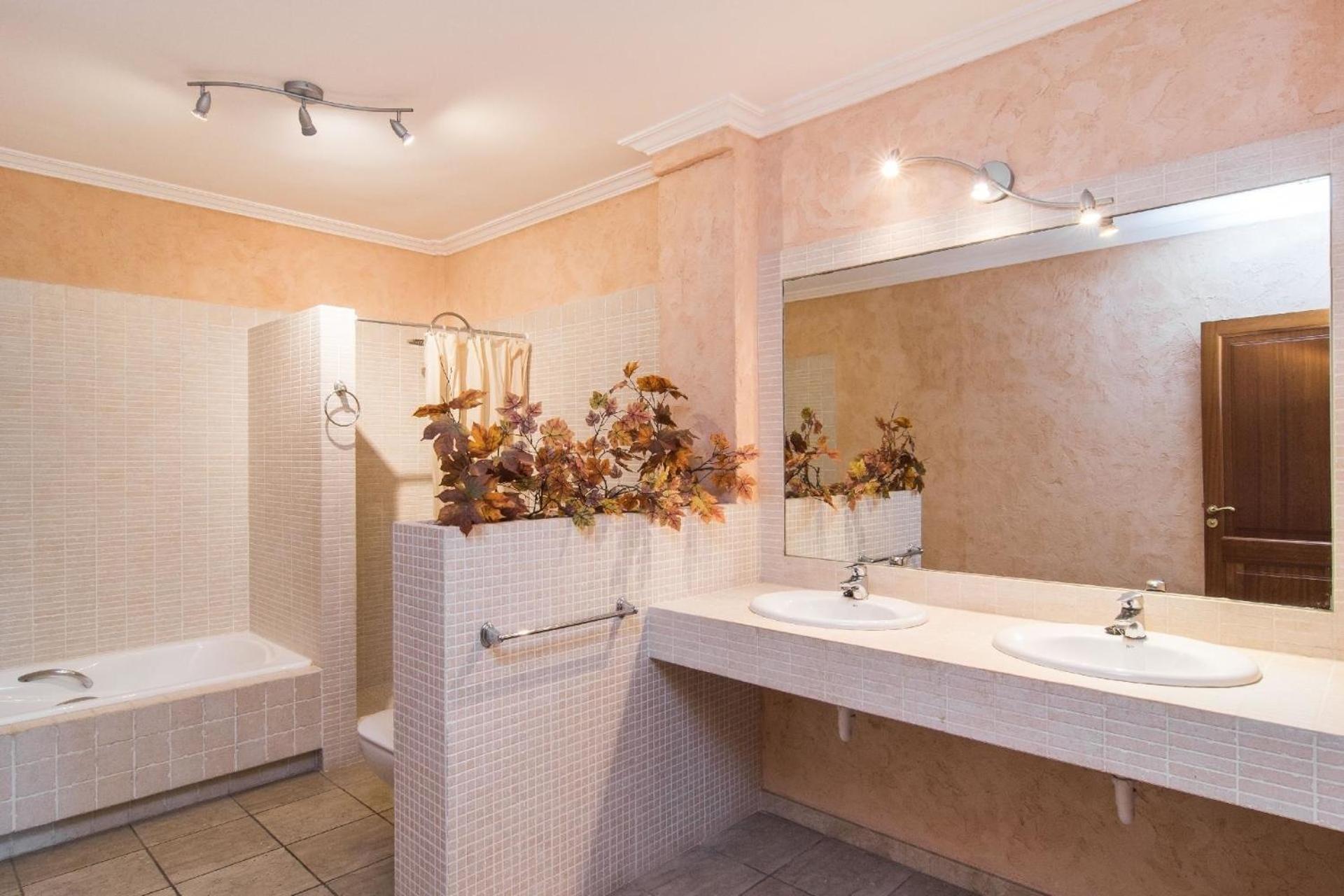 Ferienhaus Fuer 12 Personen Ca 400 M In Son Macia, Balearen Mallorca Экстерьер фото