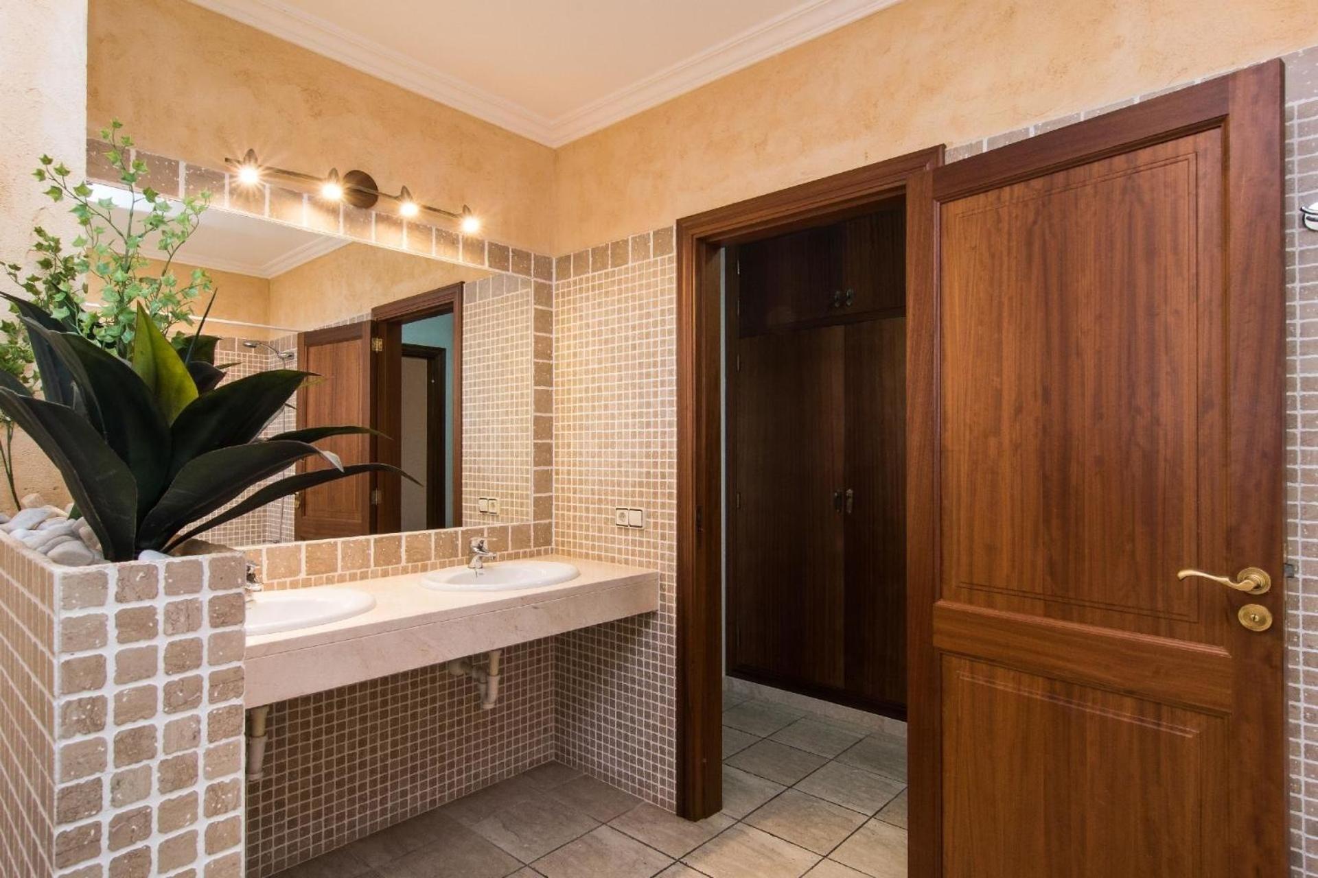 Ferienhaus Fuer 12 Personen Ca 400 M In Son Macia, Balearen Mallorca Экстерьер фото